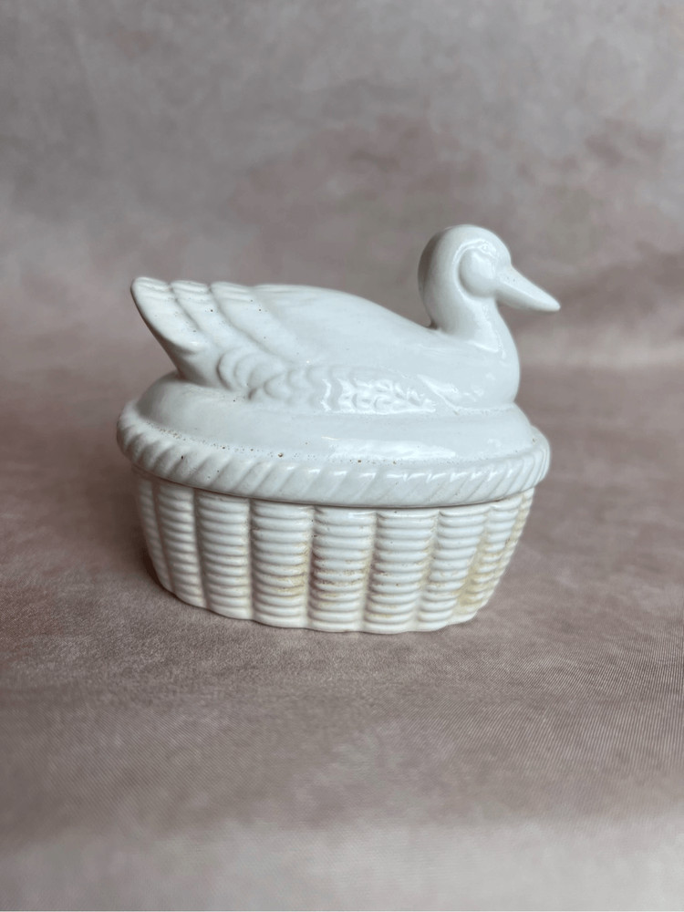 Vintage White Ceramic Duck Hen on Nest