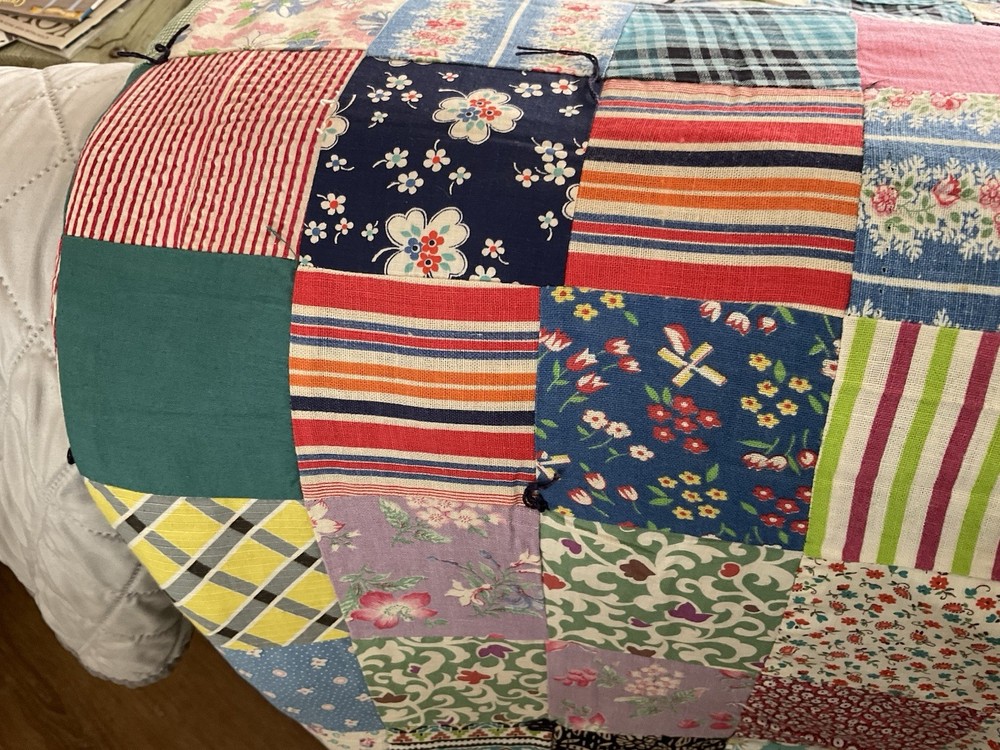 Vintage Patchwork Knotted Flour Sack Material Quilt 80” X 68”