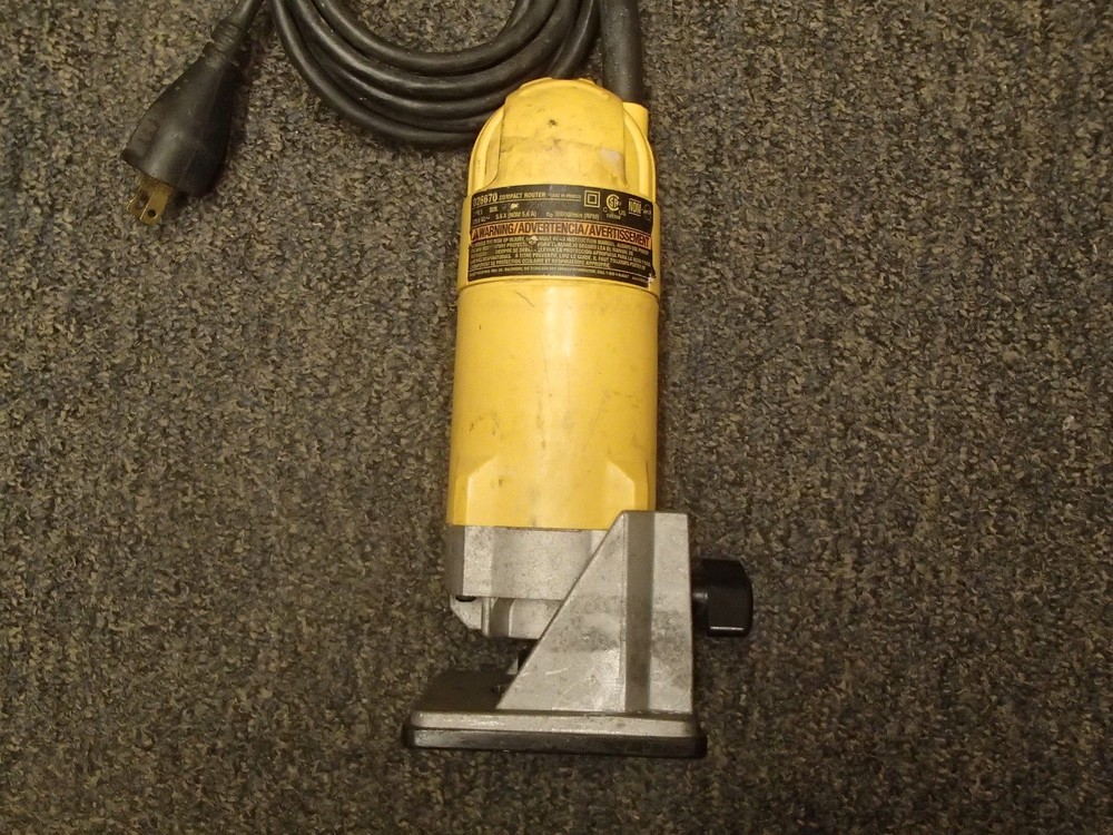 DEWALT D26670 Corded Compact Router