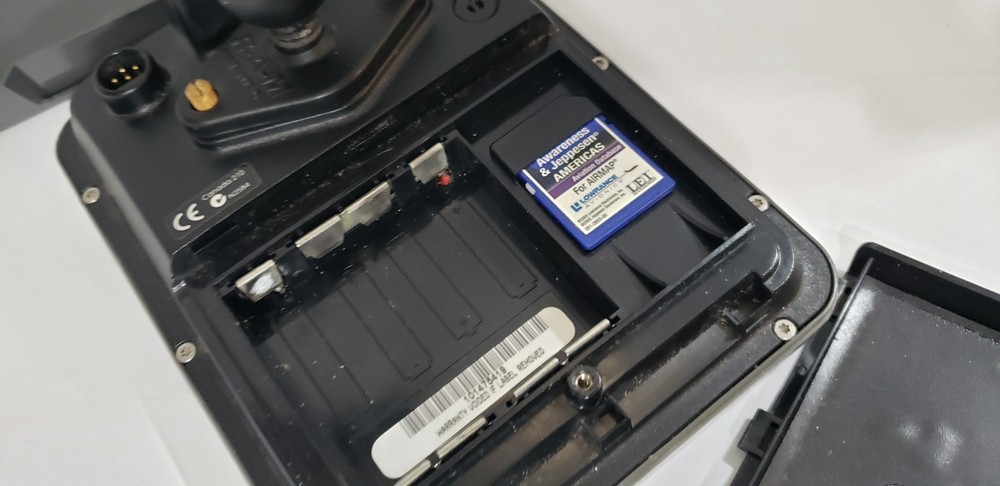 Lowrance Avionics Airmap 2000c