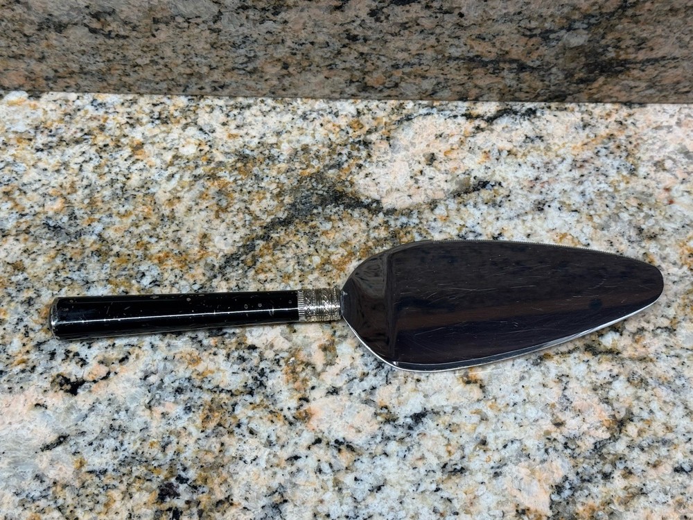 Vera Wang Wedgwood Cake Server Black Handle Stainless Wedding Pie Server