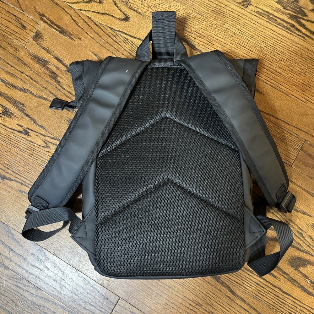 WISE Waterproof Women's Zippered Backpack