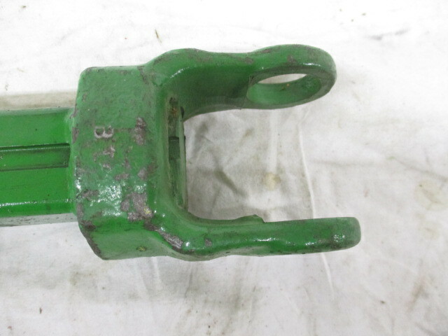 John Deere Yoke (AN71494)