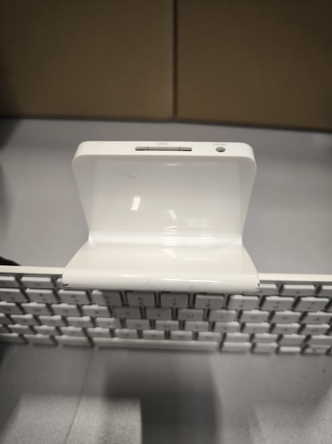 Apple A1359 Wireless Keyboard - Used, Scratches, Working