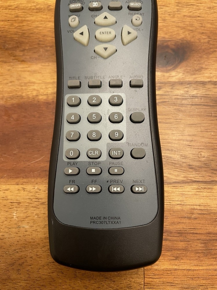 OEM CADILLAC ESCALADE DVD HEADREST REMOTE (from 2014 Model Escalade) WORKING