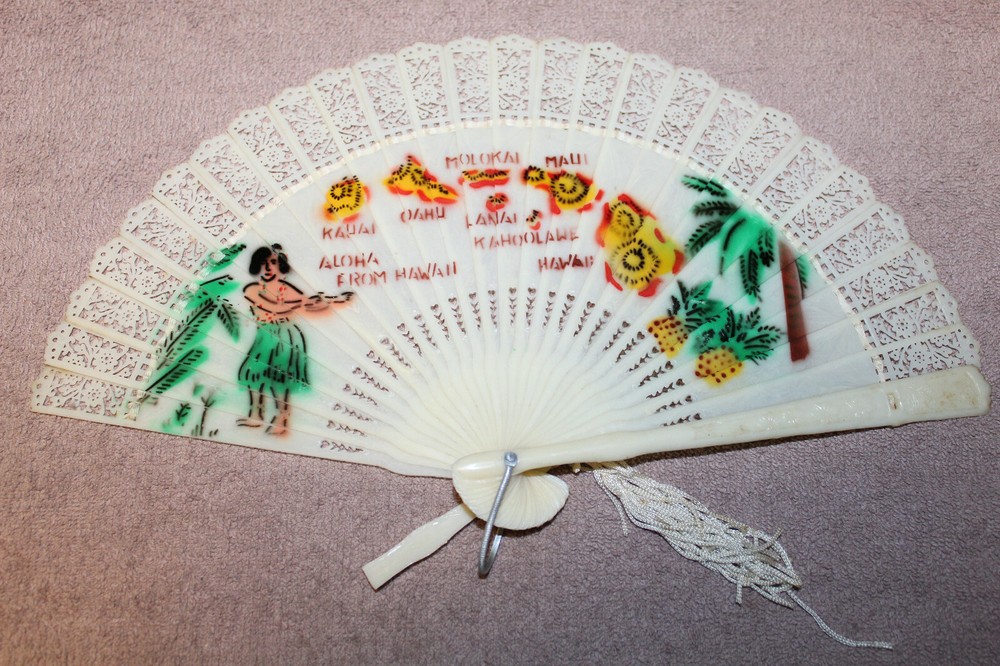 Original WW2 U.S. Serviceman's "Aloha from Hawaii" Bringback Hand Fan
