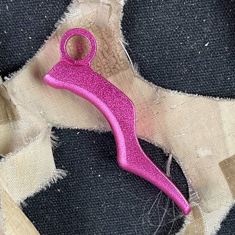 NEW Core Geo CS2 Hyper Deuce Trigger - Dust Pink