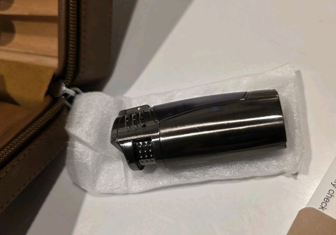 CiTree Cigar Travel Humidor, Wood Leather Medium Brown Never Used With Acc