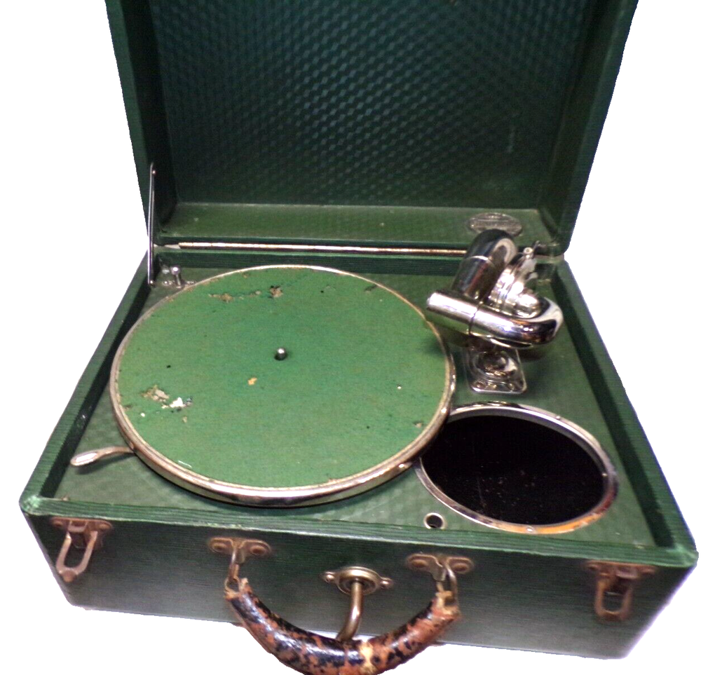 BRUNSWICK PORTABLE DISC PHONOGRAPH MODEL 102