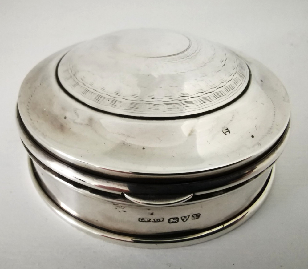 Antique Solid Silver Ring Or Trinket Box - Chester 1921