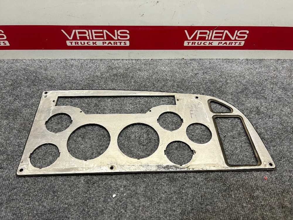 PETERBILT 17-04235-110 PANEL-A W/CLOCK