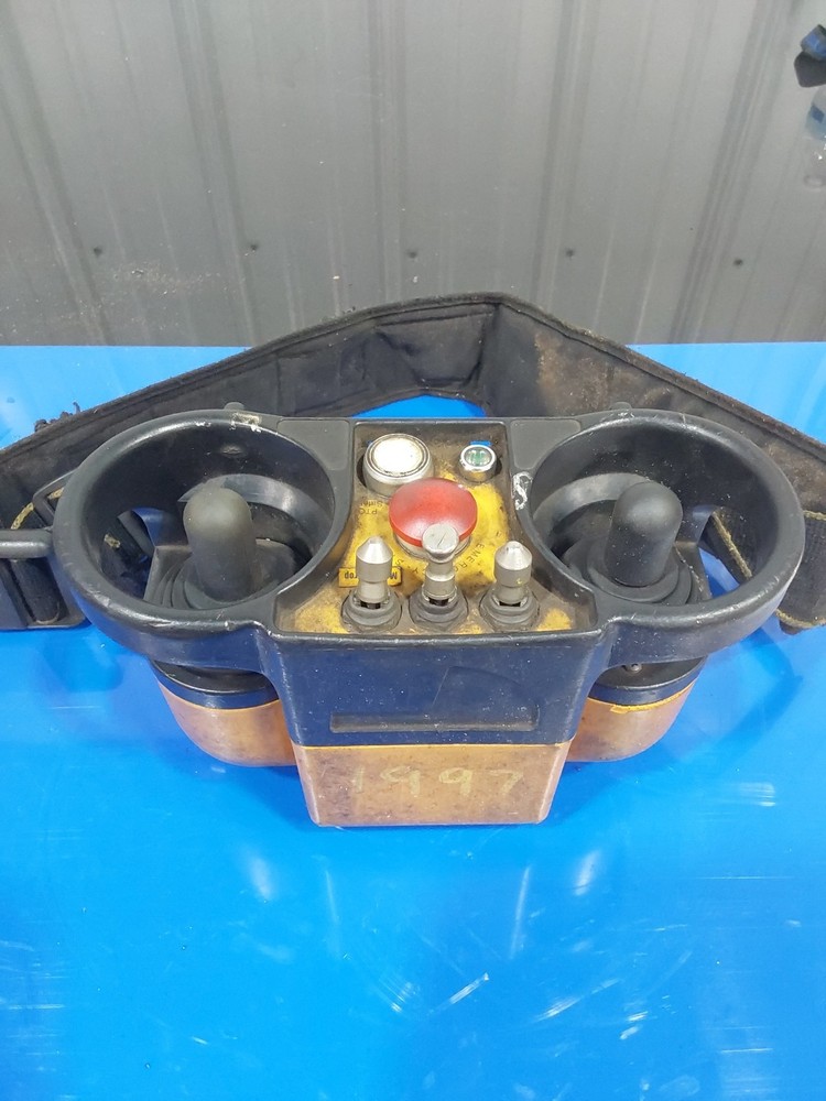 HETRONIC CRANE REMOTE CONTROL