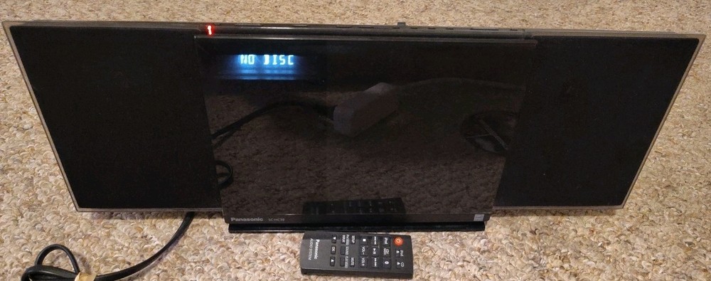 Panasonic + Remote SC-HC38 Slim Micro System CD Player Radio Bluetooth Read Good