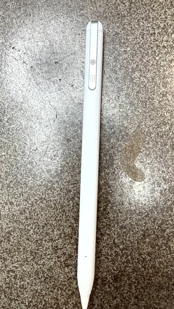 ipad bluetooth stylus with extra tips and with box and charging cord