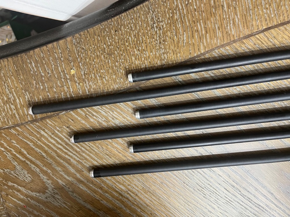 6 CXL Select 250 Carbon Express Arrows