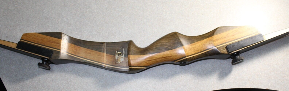 Samick Sage Recurve Takedown Bow Wooden Riser