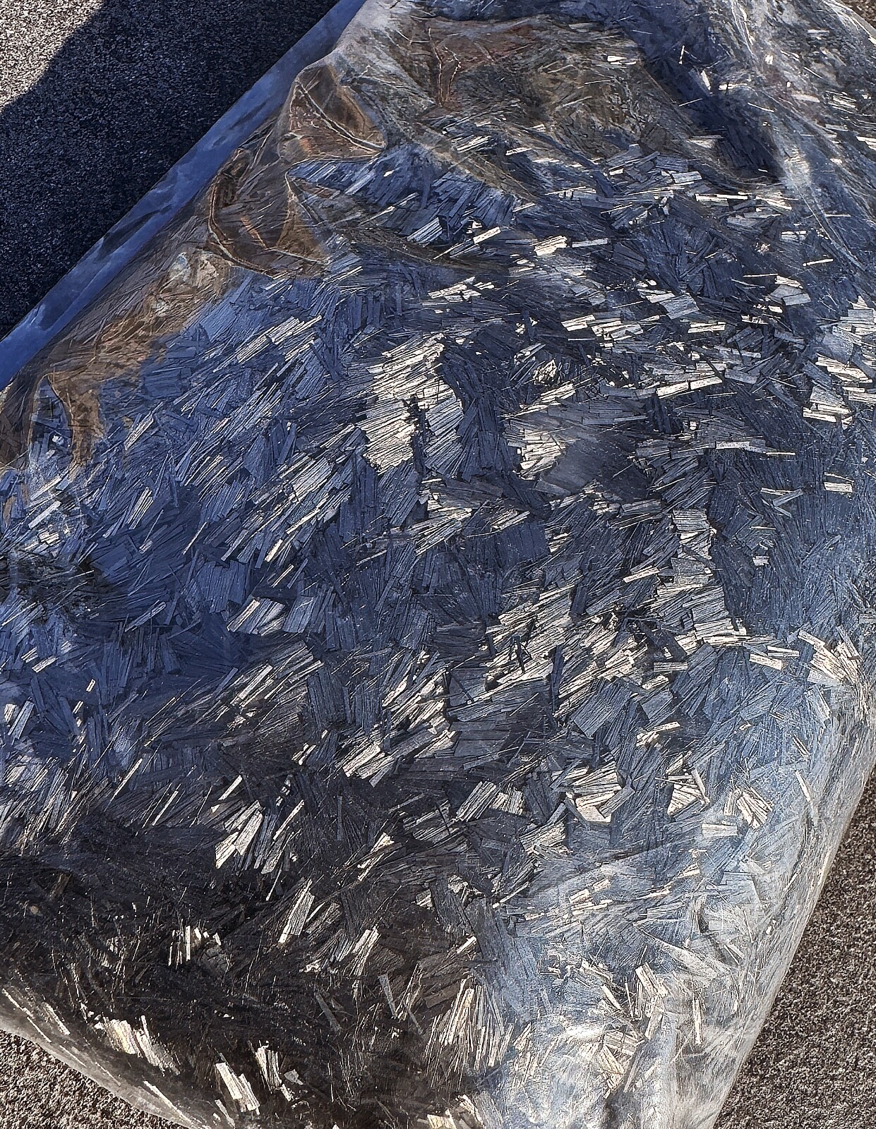 .25'' Chopped Carbon Fiber Flake 1.1 lb - 6mm High Strength Carbon Fiber Flakes