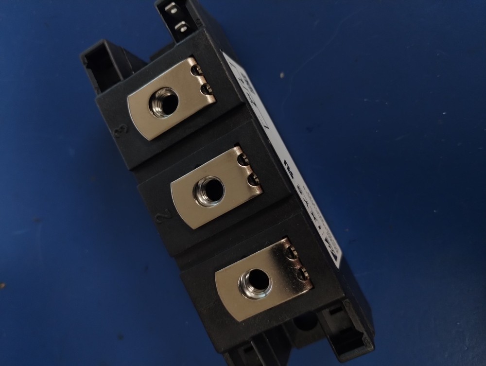IXYS MCMA260PD1600YB SCR Module Thyristor/Diode Module