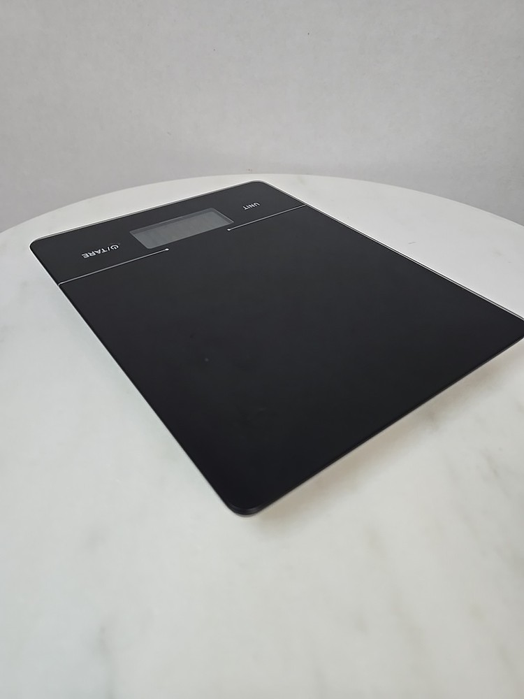 Compact Digital Kitchen Scale 5 kg Black