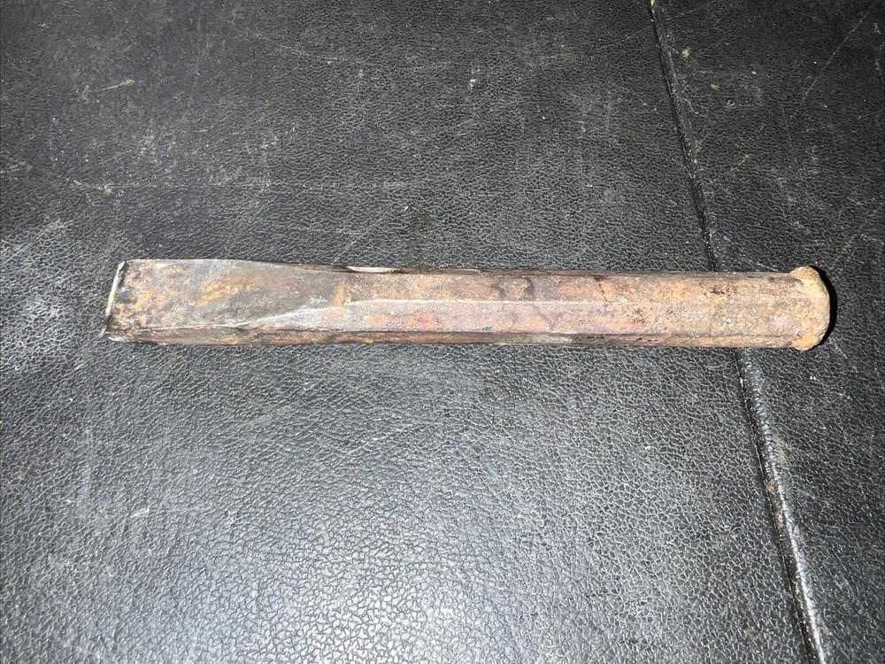 ALLOY STEEL BOBCAT Chisel Breaker Point