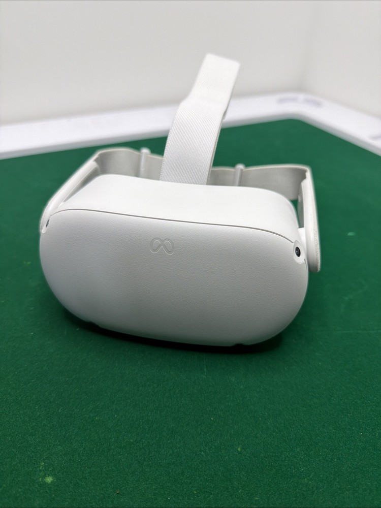 Meta Oculus Quest 2 64GB Headset Only (No Controllers) TESTED AND WORKING