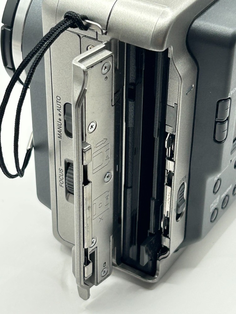 SONY MVC-FD7 Mavica Floppy Disk Camera Tested Working Battery