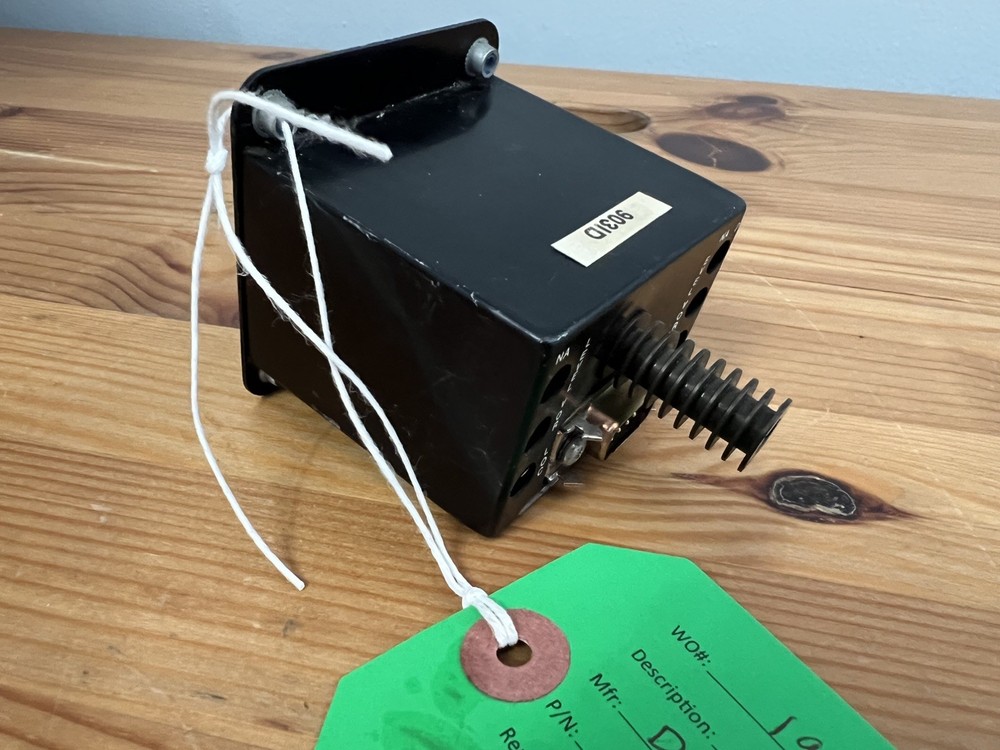 Davtron Digital VOR Indicator Model: 903 Working, Serviceable Condition & Tag