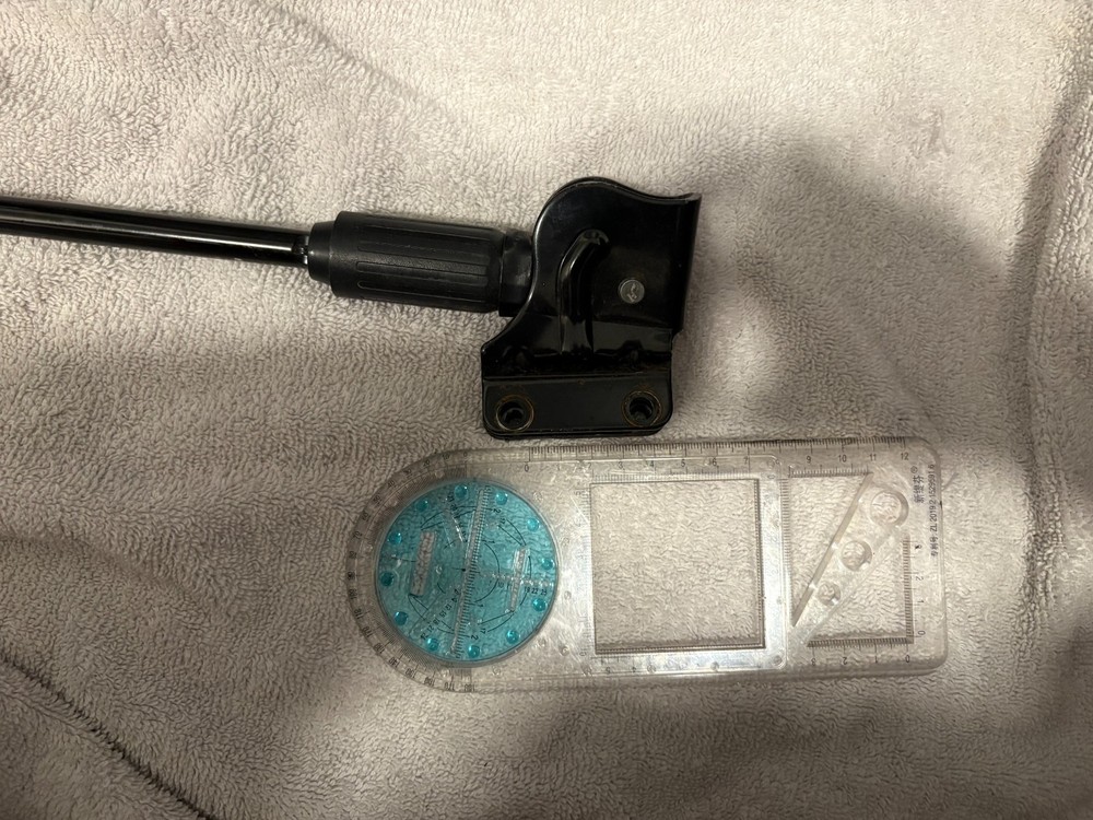 Bicycle kickstand