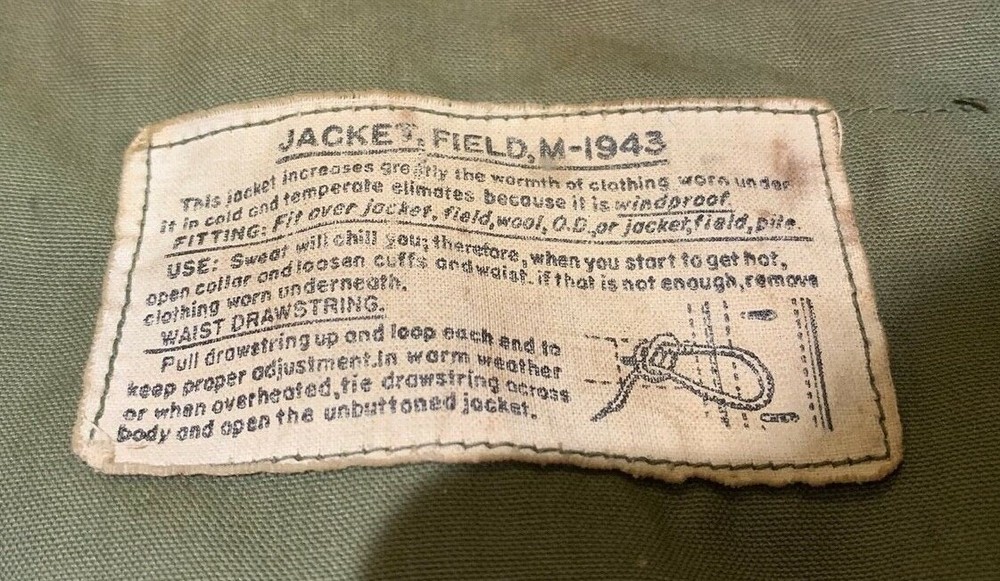 US Military Field Jacket M-1943 OD Green WWII Button Front Dated 1945 Size 34R