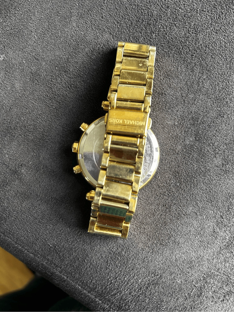 Michael Kors gold watch mk5701
