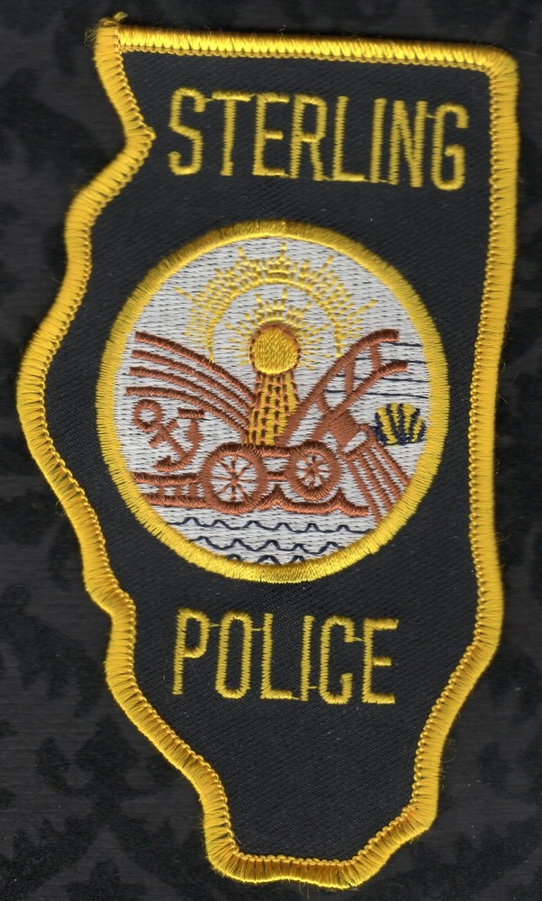 👀😆😜👍   Sterling Illinois Police Shoulder Patch   State Shaped