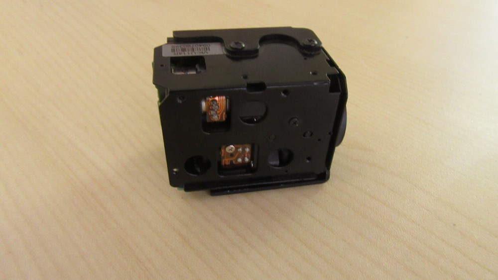 HITACHI VK-U114R COMPACT CHASIS CCD CAMERA