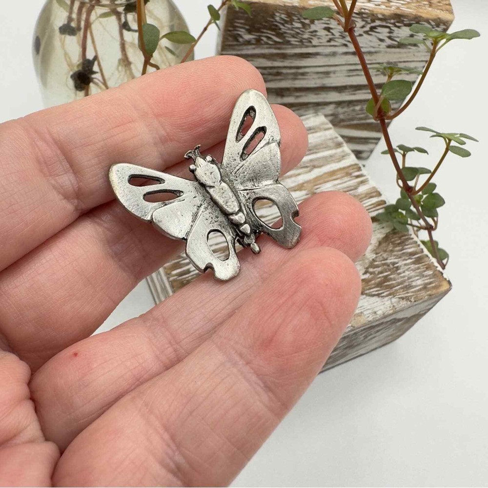 Vintage Silver Pewter Small Butterfly Pin