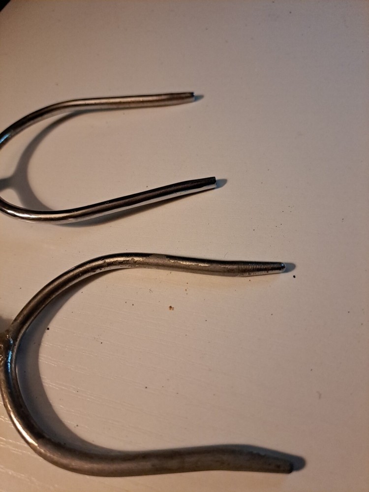 2 Vintage Single Childrens Spurs