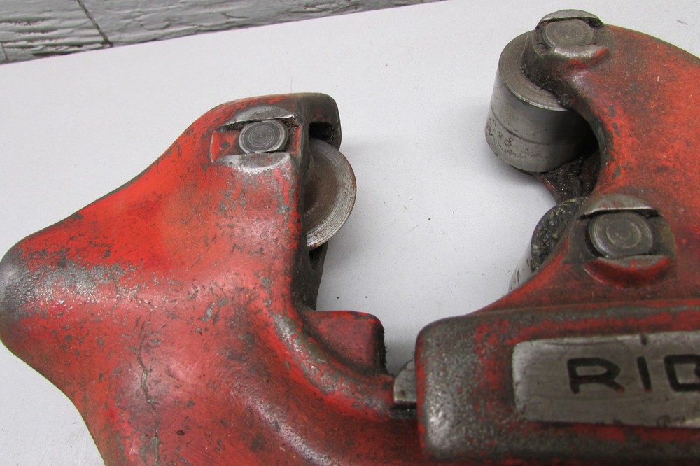 Ridgid No. 3-S Pipe Cutter 1" - 3"