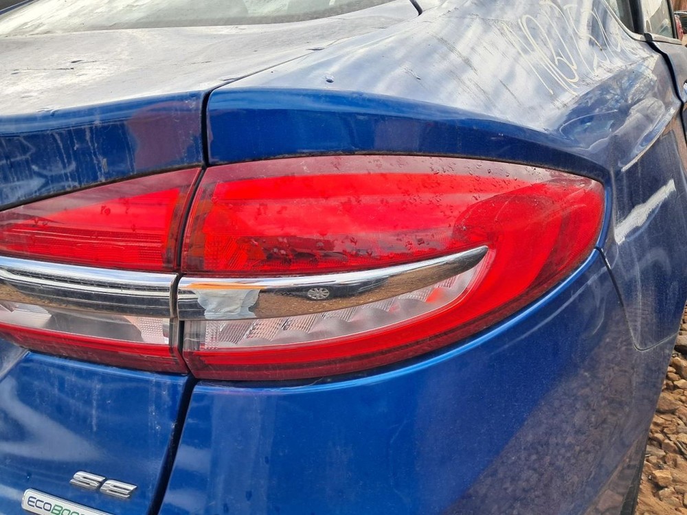 FUSION 2017 Glove Box 4818448