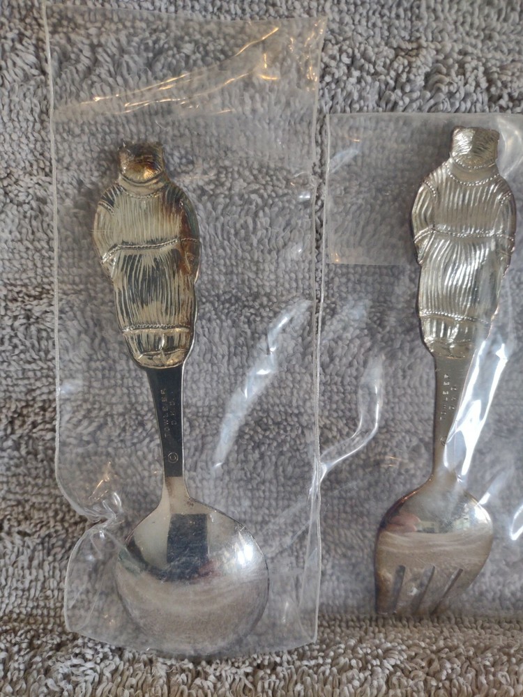 Towel Silverware since 1690 Bear in housecoat 4.5" spoon & fork + original box