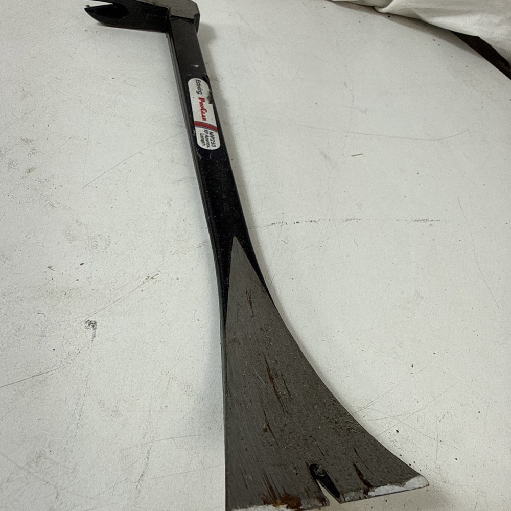 Estwing MP250G 10" Pro Claw Moulding Puller Flat Bar