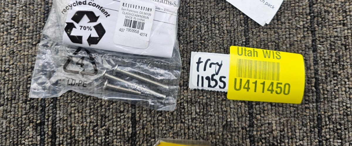 REJUVENATION: Classic Living Finish Ball Cabinet Knob Unlacquered Brass 1-1/14"