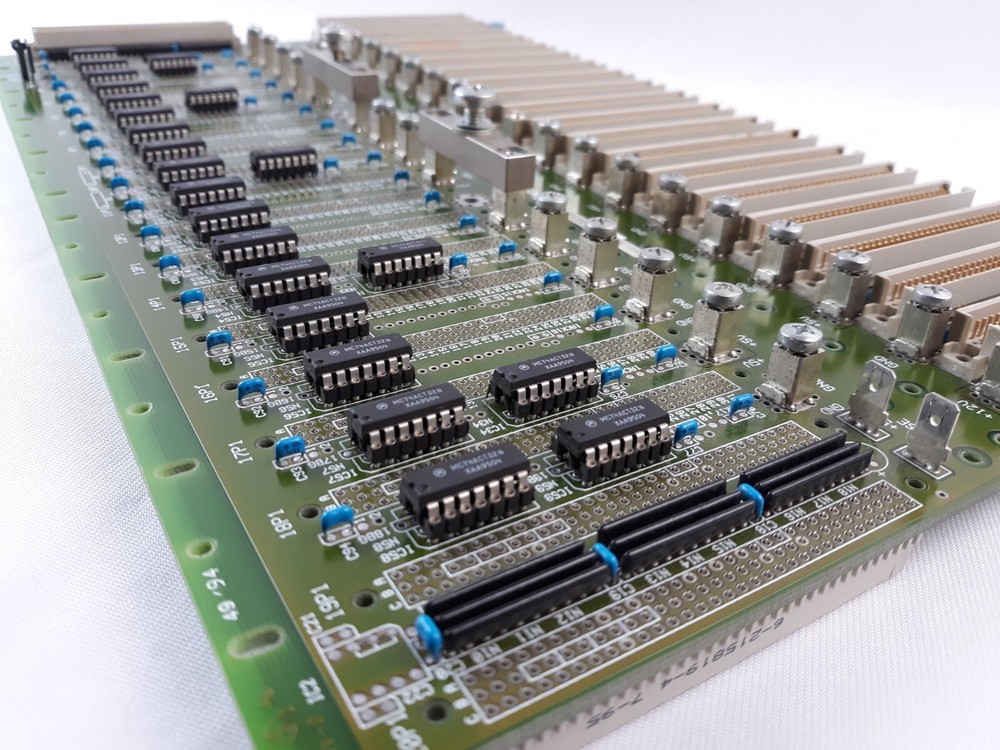 Trenew V8020J1J2EPDBS Backplane