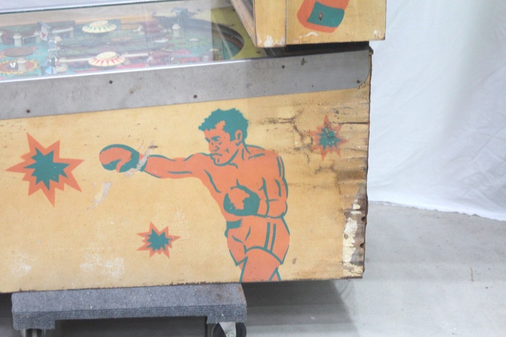 1975 Bally Knockout Pinball Machine- Plays, Needs Some Work