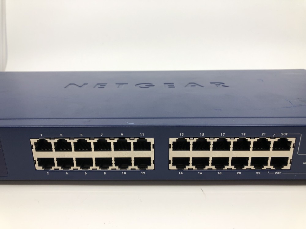 NetGear ProSafe (GS724T v3) 24-Port External Switch Managed
