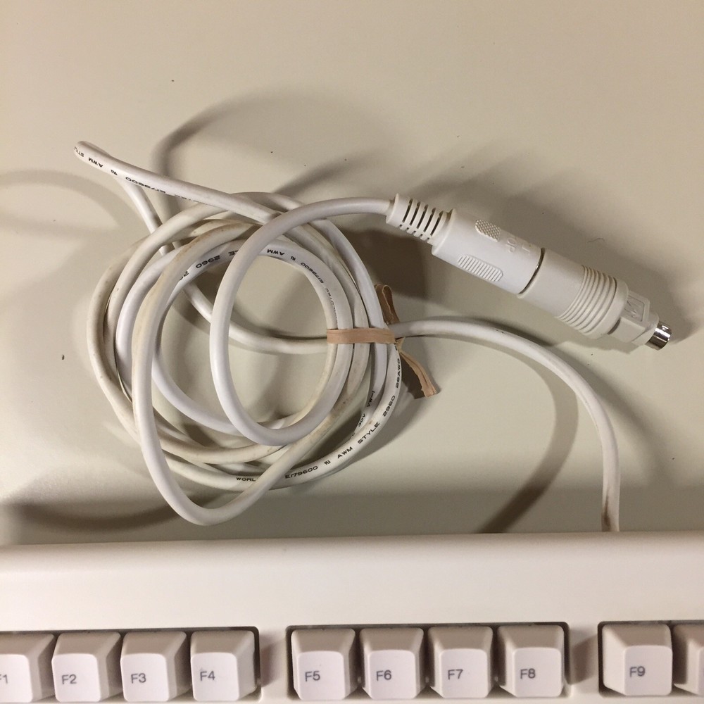 Vintage KBD-203 Keyboard