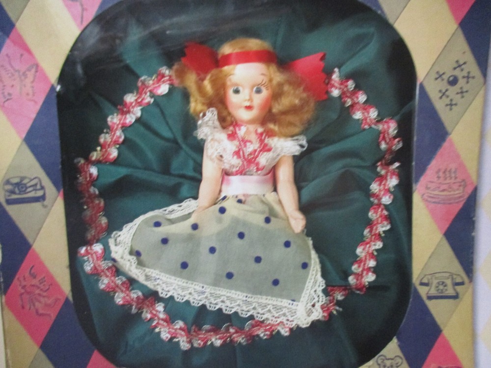 7p MILLIE Model Doll History Article / 7" Plastic / Berg