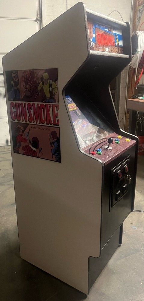 GUN SMOKE ARCADE MACHINE by CAPCOM 1985 (Excellent Condition)