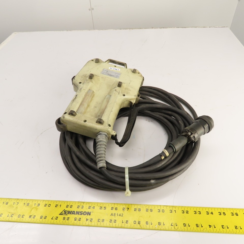 Nachi U30-B01 Robot Teach Pendant Controller W/ 15m Cable
