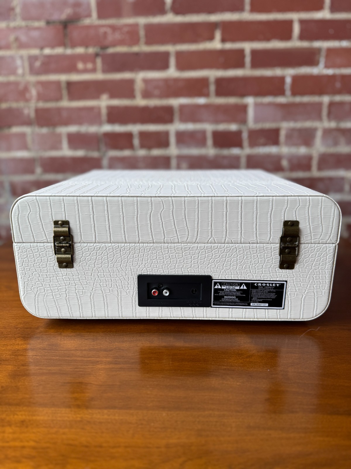 Open Box- Mercury Turntable with Bluetooth In/Out - Cream Croc