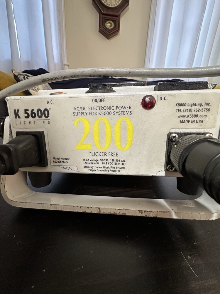 K5600 Joker Bug 200 Par HMI Light