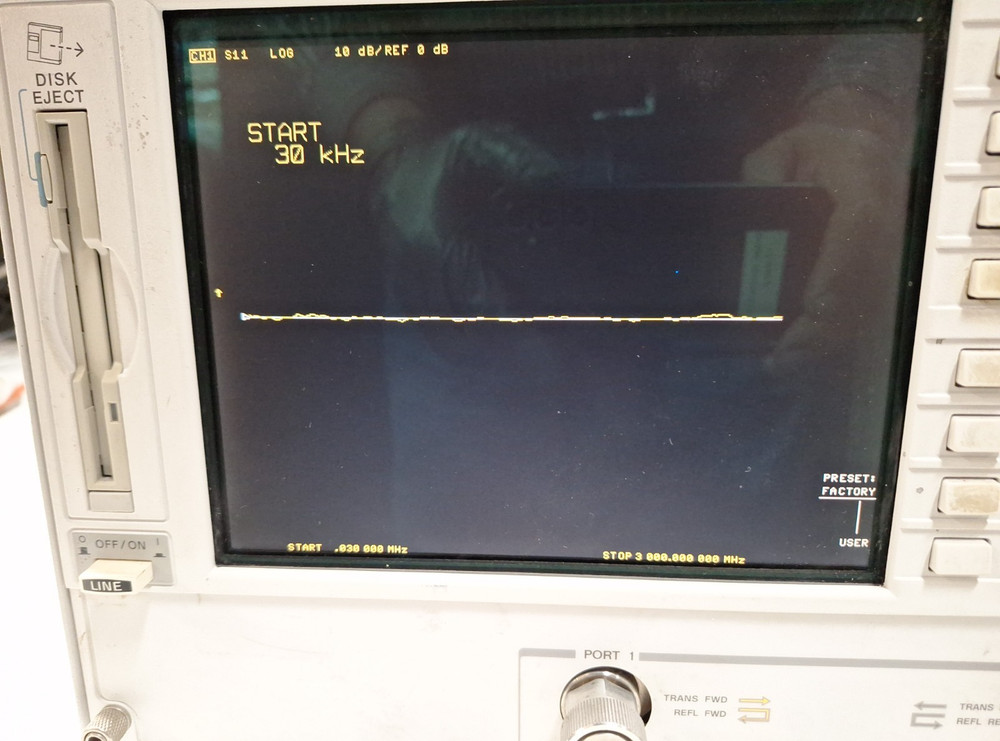 Agilent 8753ES Network Analyzer 30kHz-3GHz