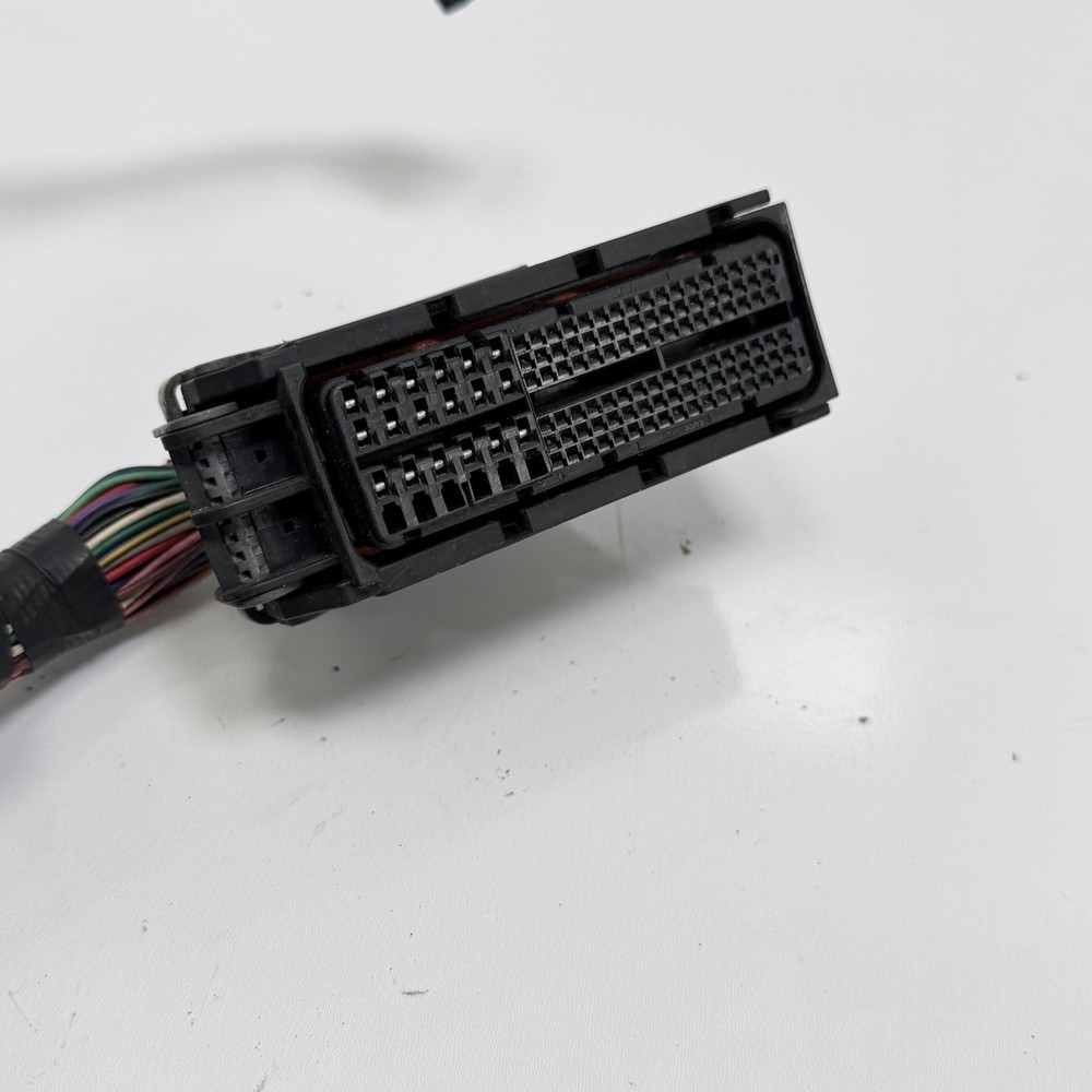 09-10 TOYOTA COROLLA 1.8L ECM ENGINE CONTROL MODULE 02M90 WIRE CONNECTORS PLUG